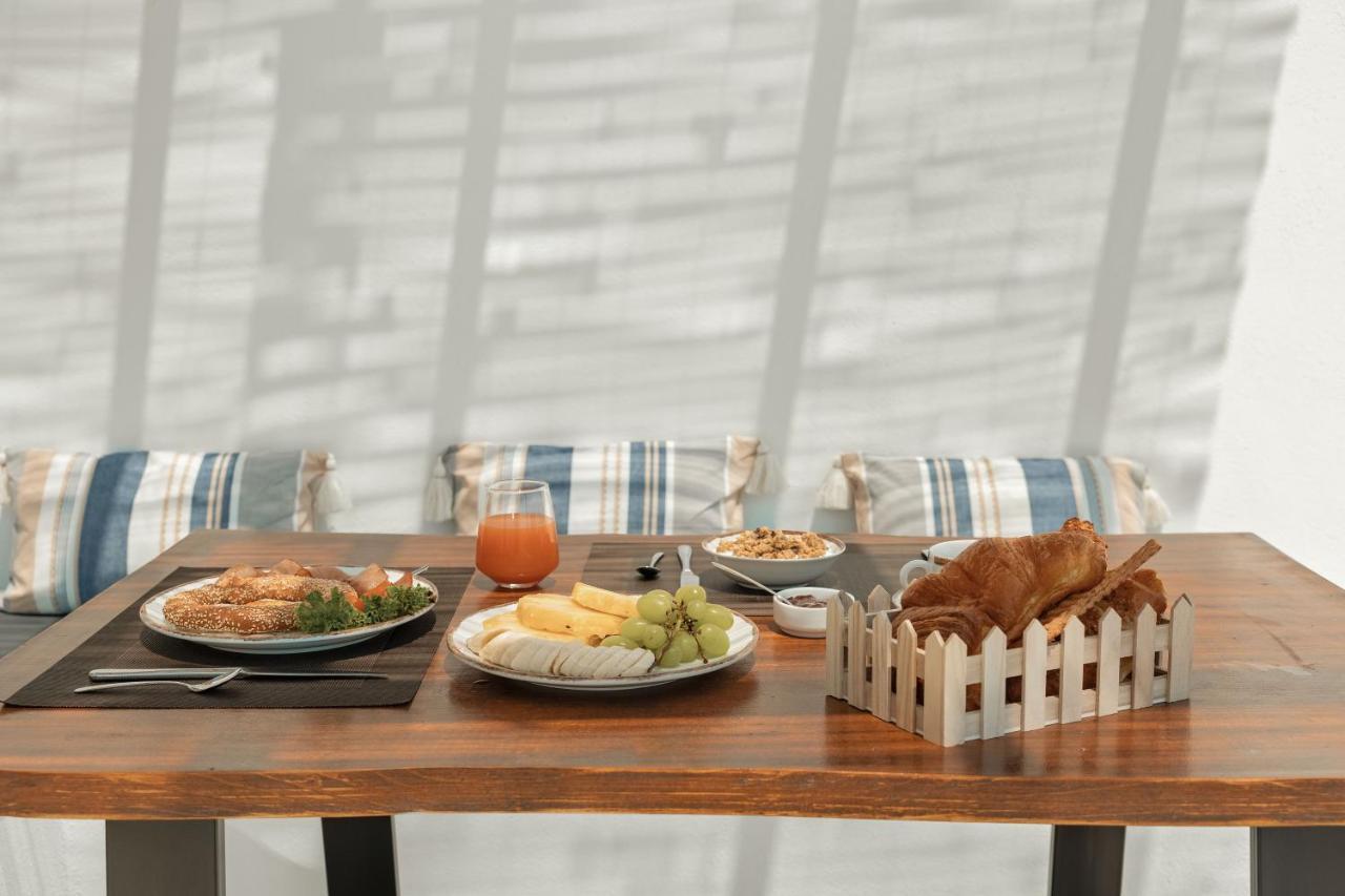 Oyster Luxury Suites 易莫洛林 外观 照片